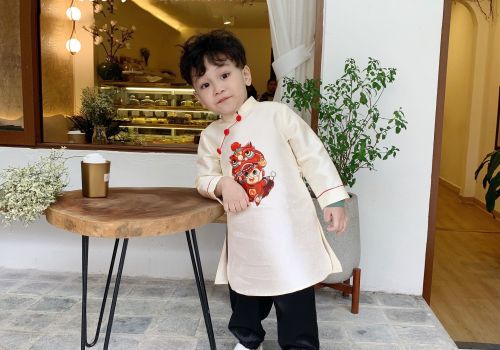 ÁO DÀI BÉ TRAI MÚA LÂN